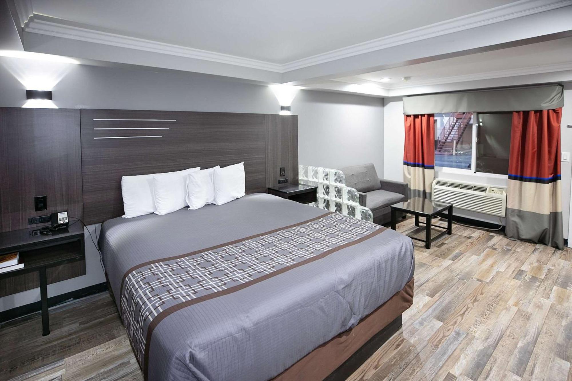 Rodeway Inn & Suites Bellflower Eksteriør billede