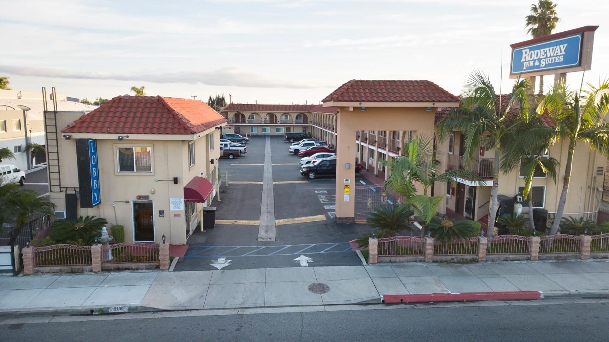 Rodeway Inn & Suites Bellflower Eksteriør billede