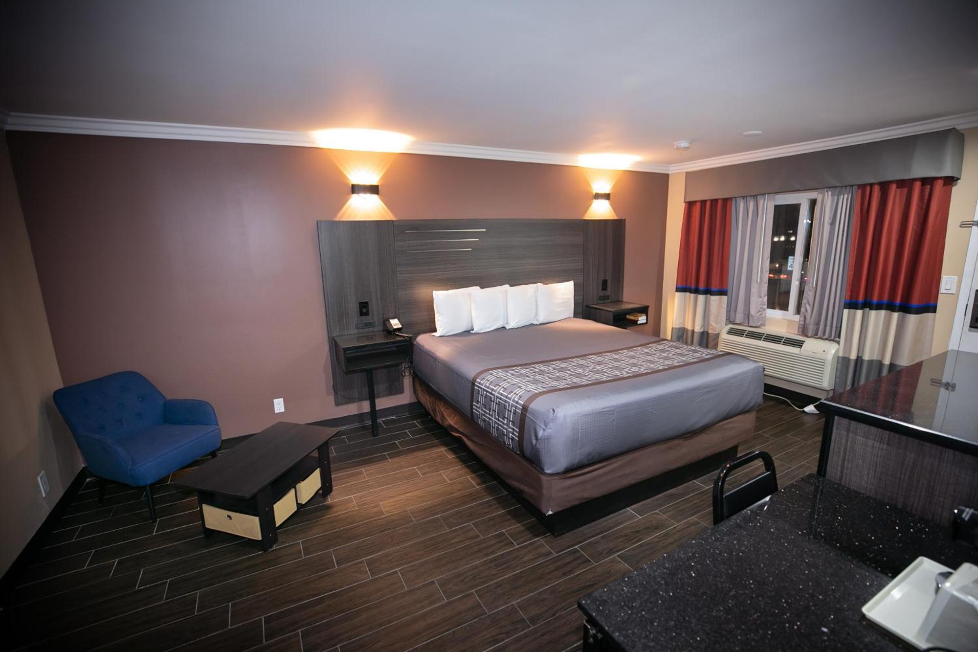 Rodeway Inn & Suites Bellflower Eksteriør billede